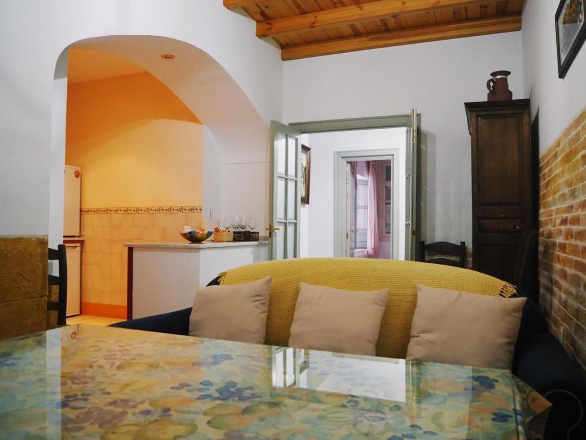 Carmona Center Apartment Esterno foto