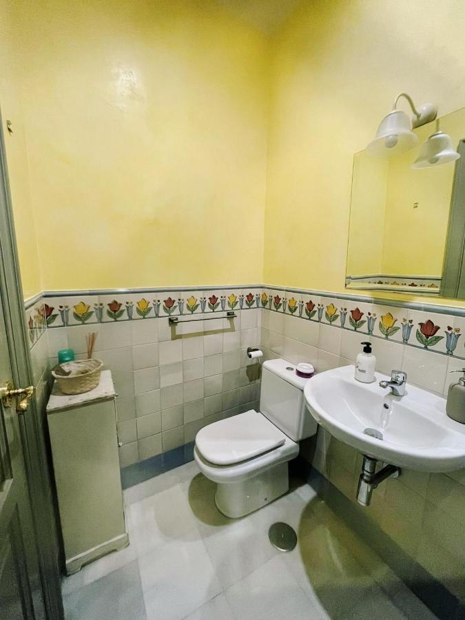 Carmona Center Apartment Esterno foto